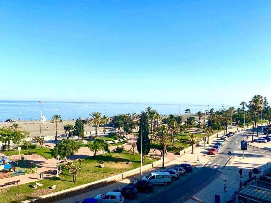 Apartamento Sea View By Solymar Holiday Torre Del Mar Exterior foto