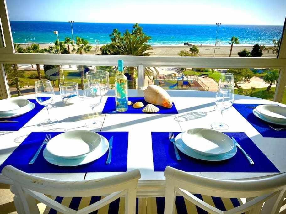 Apartamento Sea View By Solymar Holiday Torre Del Mar Exterior foto